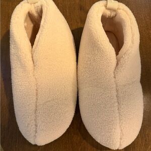 Bombas Cozy Cream Slippers